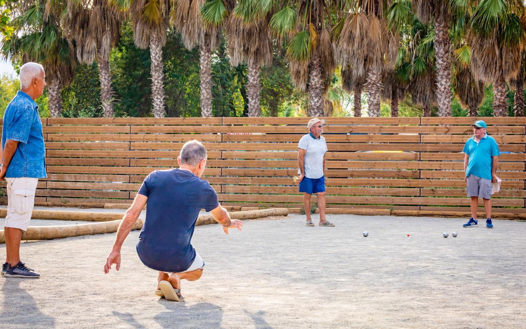 Camping Saint-Cyprien Hotel Eksteriør billede