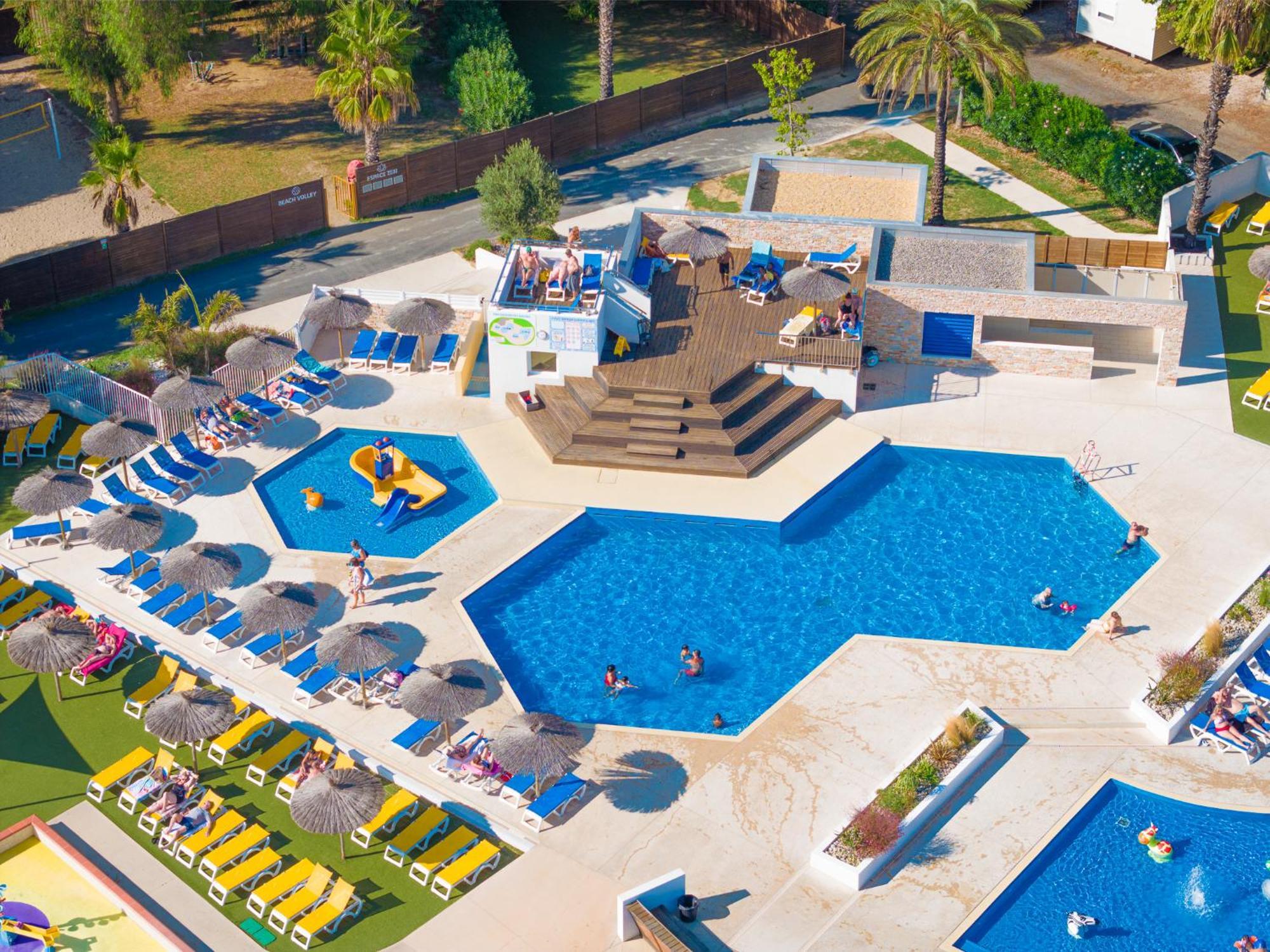 Camping Saint-Cyprien Hotel Eksteriør billede